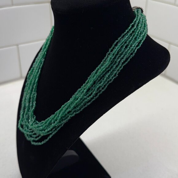 12 Strand Seed Bead Vintage Necklace - Picture 4 of 5